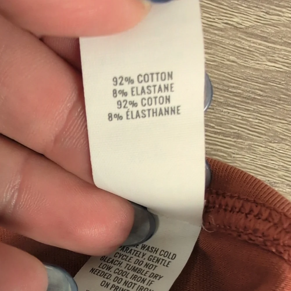 Offline By Aerie High-Waist‎ Bike Shorts with Side Pockets. Burnt Orange Color.